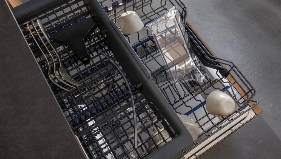 SIEMENS Milchbehälter TZ90009, für EQ.9 Kaffeevollautomaten, 0,29 kg, transparent