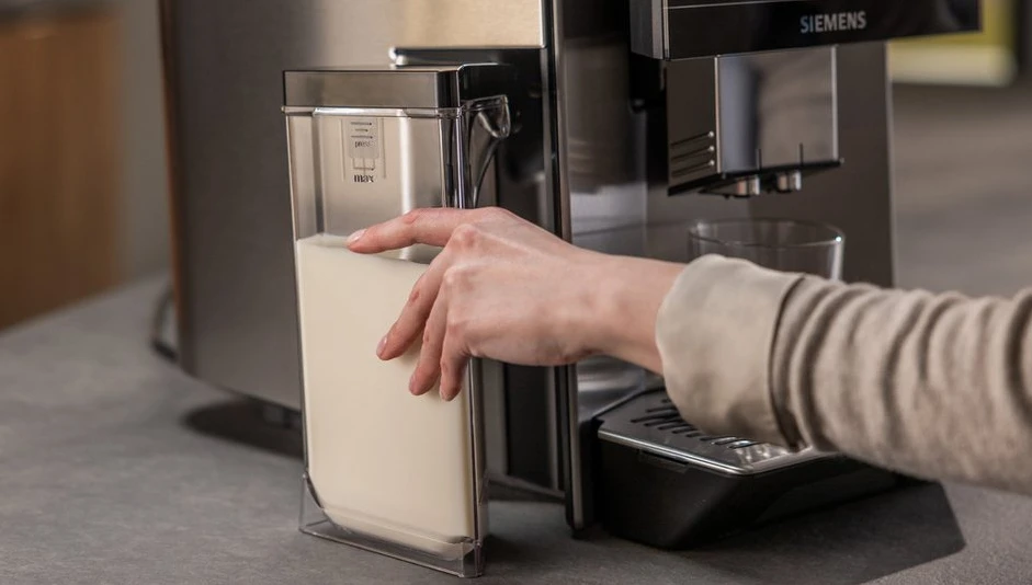 SIEMENS Milchbehälter TZ90009, für EQ.9 Kaffeevollautomaten, 0,29 kg, transparent